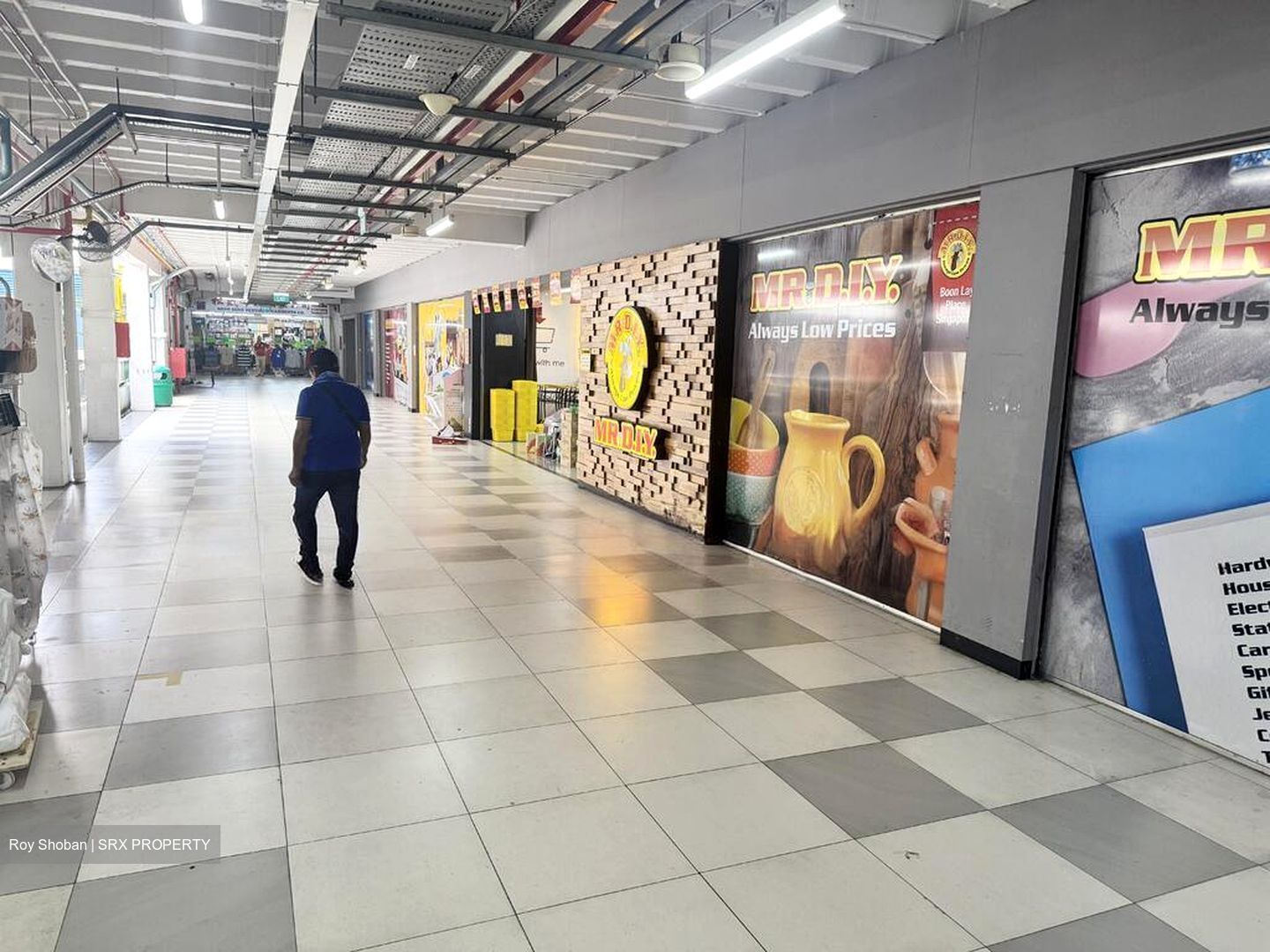 Boon Lay Shopping Centre (D22), Retail #511588131